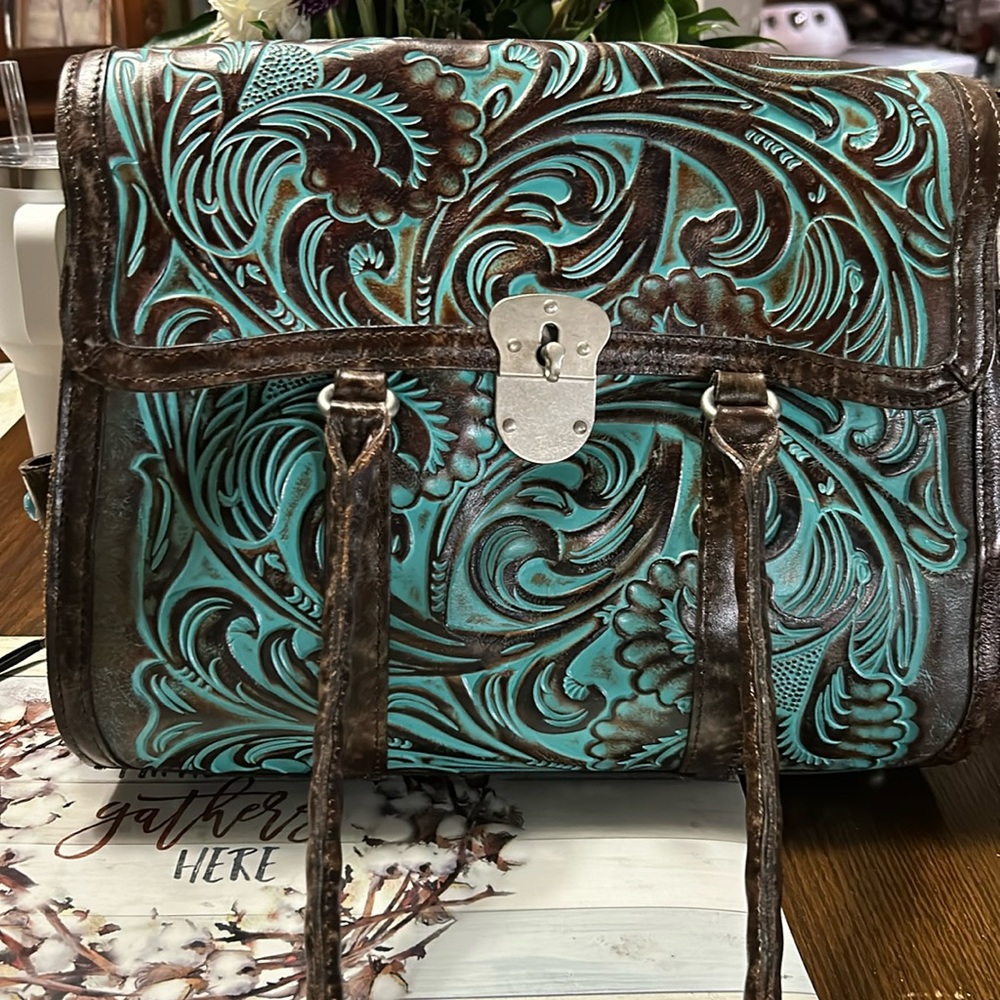 Patrica Nash tooled leather purse and matching wallet - Picture 2 of 12